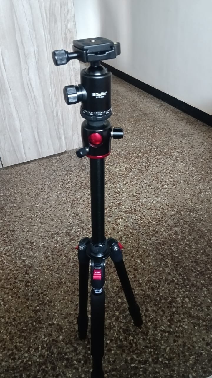 Digitek Multi angle DV Tripod
